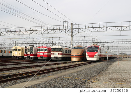 Tobu Railway Vehicle 27250536