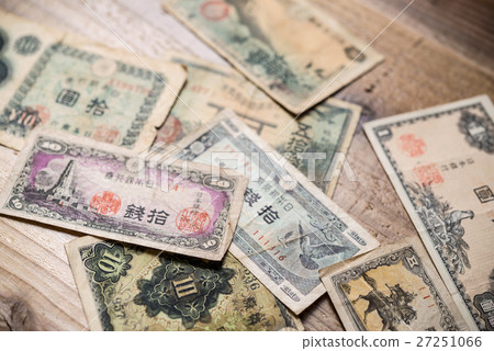Coin banknote 27251066