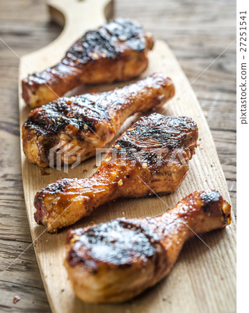 Grilled chicken drumsticks Grilled chicken drumsticks 27251541