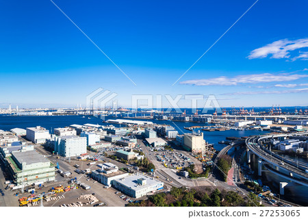 橫濱山下碼頭和海灣大橋 橫濱山下碼頭和海灣大橋 27253065