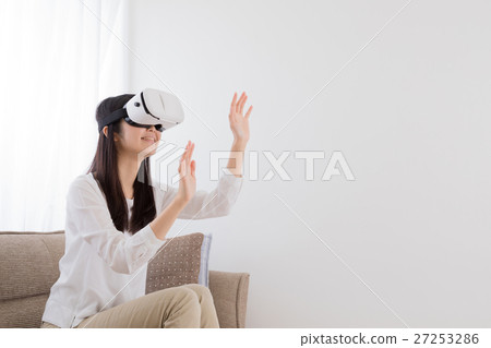 把頭戴式顯示，興奮，驚奇，接觸的婦女 27253286