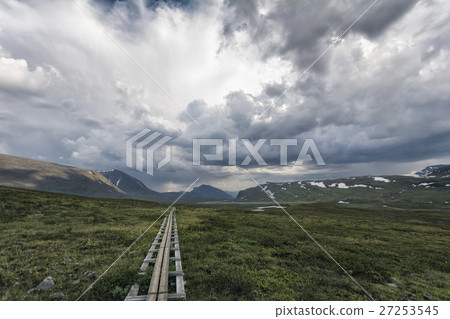 Tundra landscape in Northern Sweden Tundra landscape in Northern Sweden 27253545
