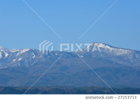 A snow-covered mountain peak at Mesukiyama that shines at fine weather A snow-covered mountain peak at Mesukiyama that shines at fine weather 27253713