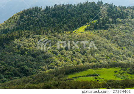 Yangmingshan National Park in Taipei, Taiwan 27254461