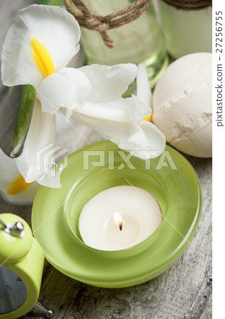 Bath products, candles, wooden background Bath products, candles, wooden background 27256755