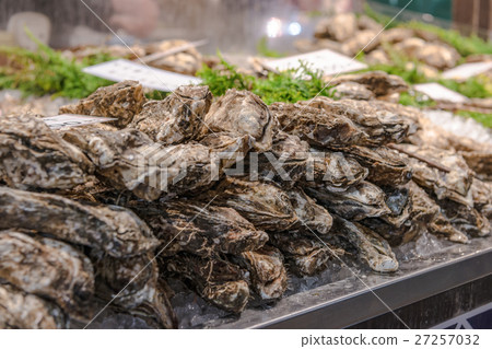 Oyster shell at the storefront 27257032