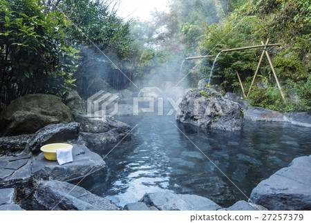Hot springs, outdoor bath scenery, cascading water, hot spring image 27257379