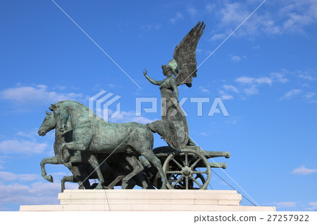 Vittorio Emanuele II Memorial Hall 27257922