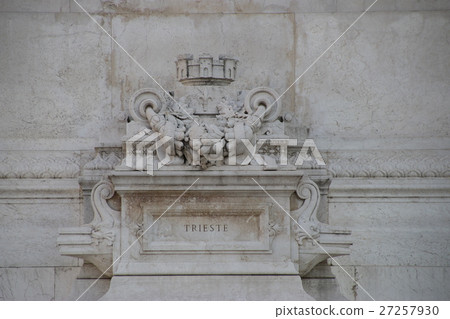 Vittorio Emanuele II Memorial Hall 27257930