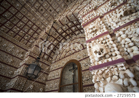 EUROPE PORTUGAL ALGARVE FARO CAPELA DOS OSSOS 27259575