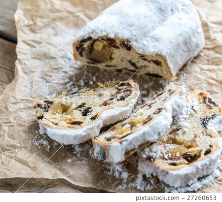 Stollen cake 27260653