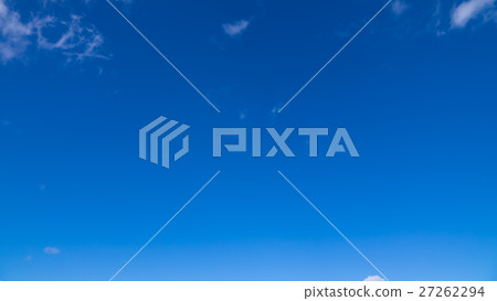 2017年1月1日的天空和雲彩(通過修飾16:9誇大) 2017年1月1日的天空和雲彩(通過修飾16:9誇大) 27262294