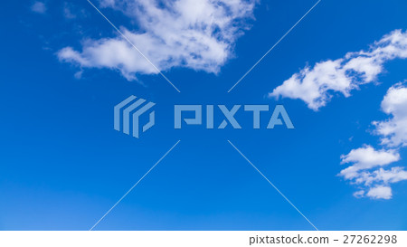 Sky and clouds on January 1, 2017 (exaggerated by retouching 16: 9) 27262298