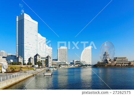 Minato Mirai Yokohama and Queen's Square 27262575