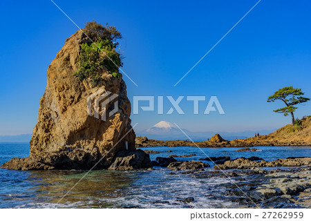 Tateishi Coast and Mount Fuji 27262959