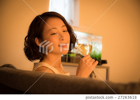 Relaxing lady night 27263618