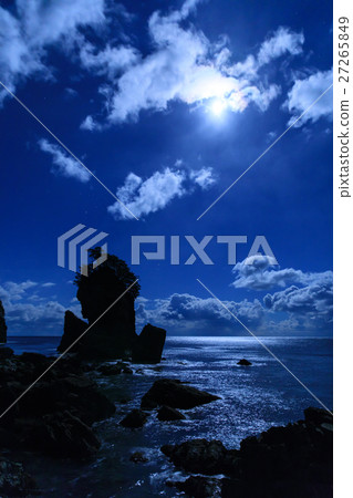 Moonlight's Sanno rock 27265849