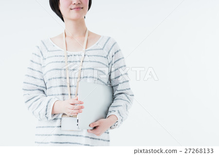 Business woman (personal computer) 27268133