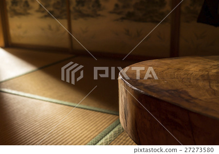 Japanese room 27273580