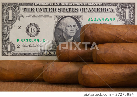 Luxury Cuban cigars with US dollar Luxury Cuban cigars with US dollar 27273984