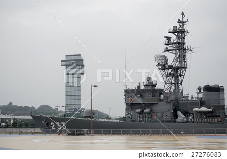 Escort Ship "Chikuma" and Oarai Marine Tower Escort Ship "Chikuma" and Oarai Marine Tower 27276083
