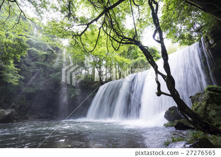 神秘的光幕光線陽光假日是美麗的熊本縣小國町人氣景點Nabottagaki 27276565