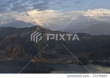 View of the Himalayas and Lake Whaka 27276865