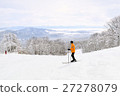 Skier taking in the beautiful Myoko scenery before 27278079