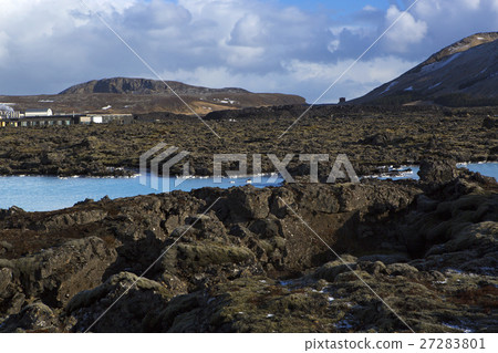 Geothermal bath Blue Lagoon in Iceland 27283801