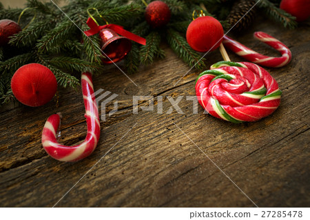 Christmas border with fir tree branches, cones Christmas border with fir tree branches, cones 27285478