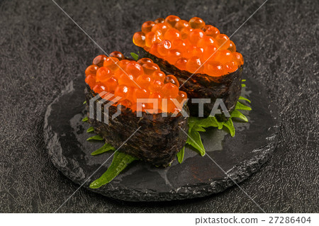 How much warplane wrapped Sushi of the salmon roe 27286404