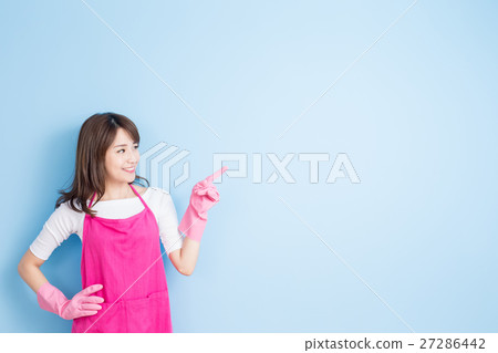 housewife show something to you housewife show something to you 27286442