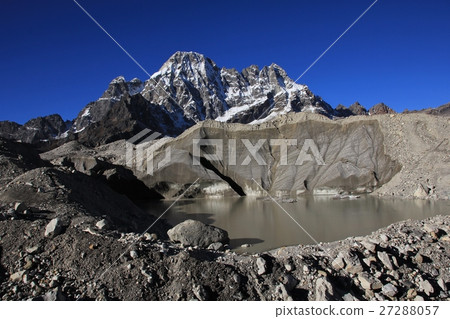 .Glacier lake and mountain in the Gokyo valley .Glacier lake and mountain in the Gokyo valley 27288057