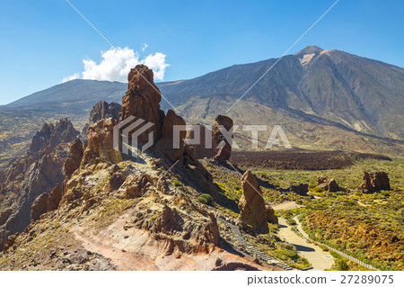 Roques de Garcia and El Teide Volcano, Spain Roques de Garcia and El Teide Volcano, Spain 27289075