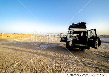 沙漠的一面 27292976