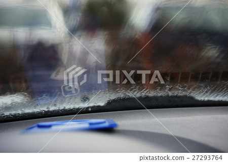 parking meter on the dashboard 27293764