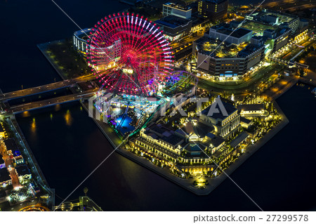 Night view of amusement park 27299578