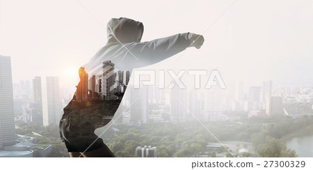 She is fighting for success She is fighting for success 27300329