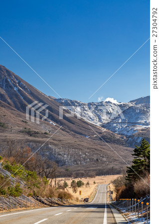 冬季山區公路 冬季山區公路 27304792