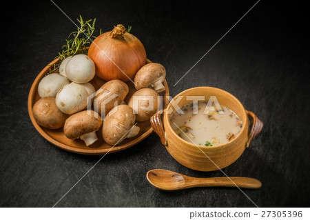 Mushroom Potage Potage France dish of the mushroom Mushroom Potage Potage France dish of the mushroom 27305396