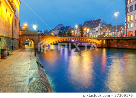 Strasbourg. Quay St. Thomas. Strasbourg. Quay St. Thomas. 27309176