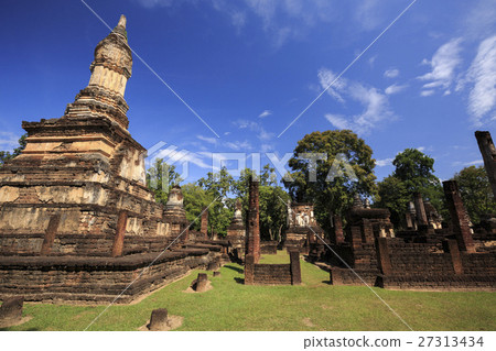 Thailand Sukhothai County Sea Saccer Narai Historical Park Ruins Wat Chedi Chet Teo 27313434