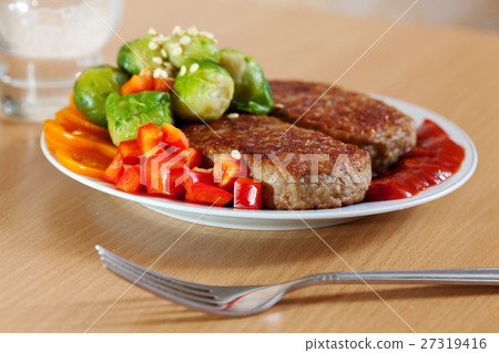 fried beefsteak and vegetables fried beefsteak and vegetables 27319416