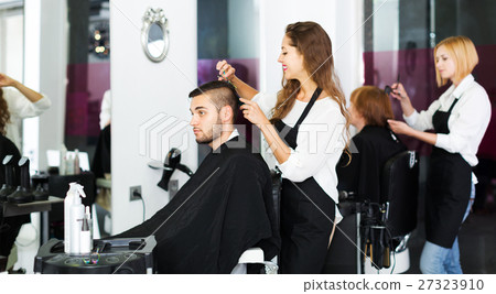 Barber makes the cut for man Barber makes the cut for man 27323910