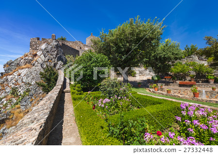 Fortress in village Marvao - Portugal Fortress in village Marvao - Portugal 27332448