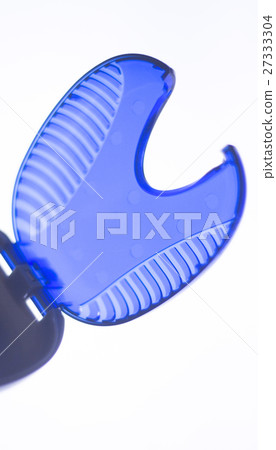 Teeth brackets orthodontic case 27333304