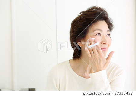 化妝基礎 27333458
