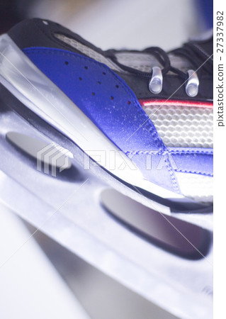 Ice skates in skate store Ice skates in skate store 27337982