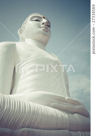 Bahirawakanda Sri Maha Bodhi temple in Kandy 27338569