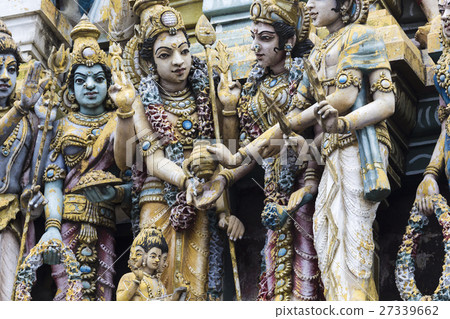 Closeup details on the tower of a Hindu Temple 27339662